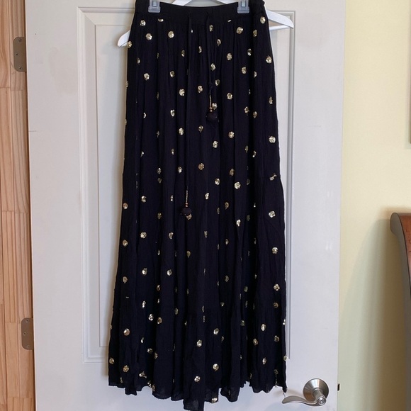 GOA Collection black tiered maxi skirt with circles of gold sequins size S/M - Picture 3 of 10